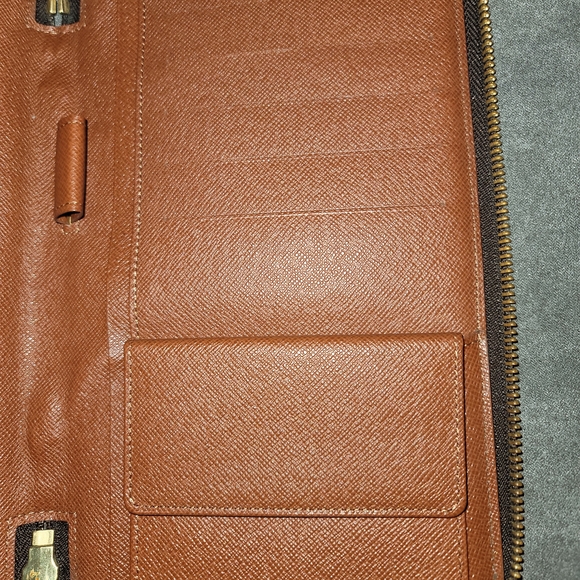 Louis Vuitton Monogram Brown Wallet - Picture 5 of 7